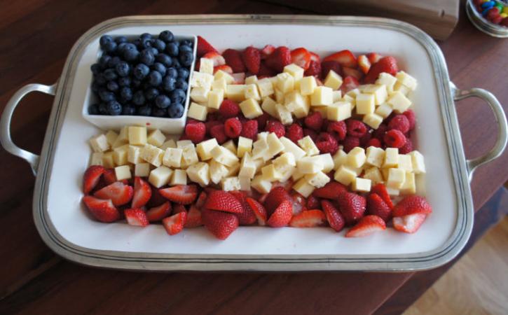 Fruit platter laid out like American flag